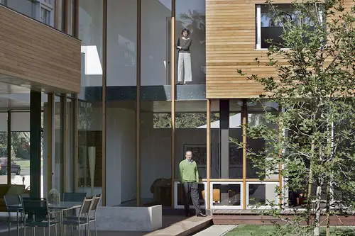 A New Green House In Santa Monica Goes Up. 28658066.jpg