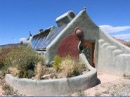 earthshipoutside.jpg