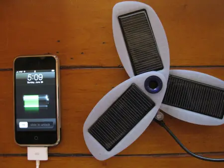 solio2 Review & Giveaway: A Solio Universal Hybrid Solar Charger!
