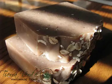 tierra2 Tierra Verde Handmade Soap   2 Bars Up For Grabs.